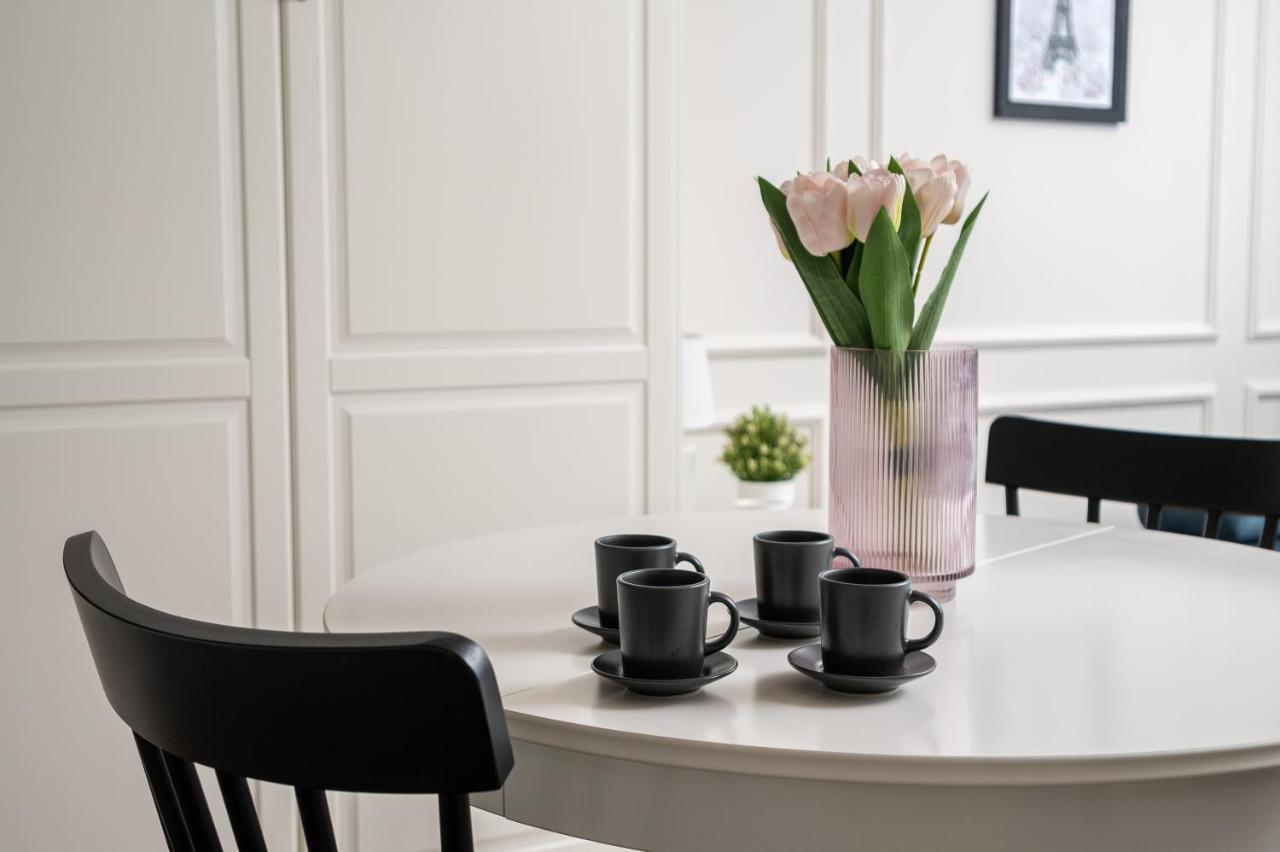 Petit Paris 36 Apartment Warszawa Zewnętrze zdjęcie